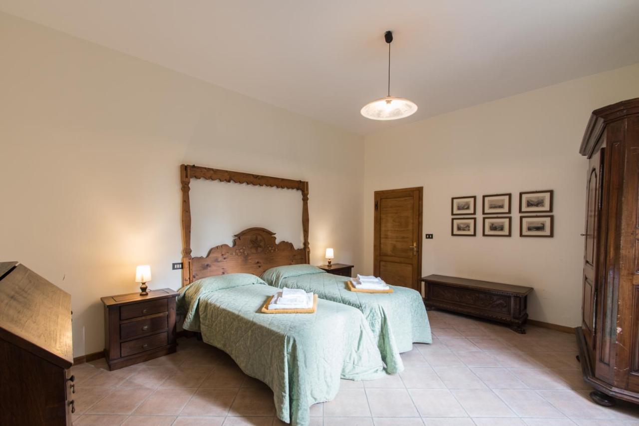 Casa Vacanze Villa Giusterna Monte Benichi Buitenkant foto