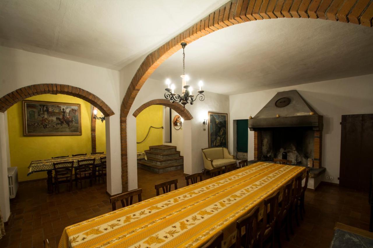 Casa Vacanze Villa Giusterna Monte Benichi Buitenkant foto